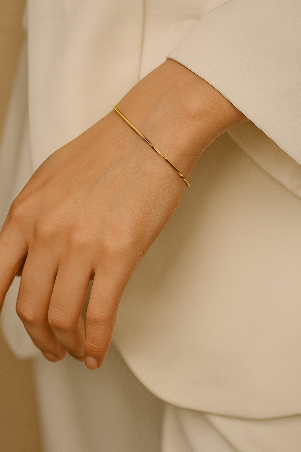 Delicate 18K Gold-Plated Bone Chain Bracelet – Everyday Luxury
