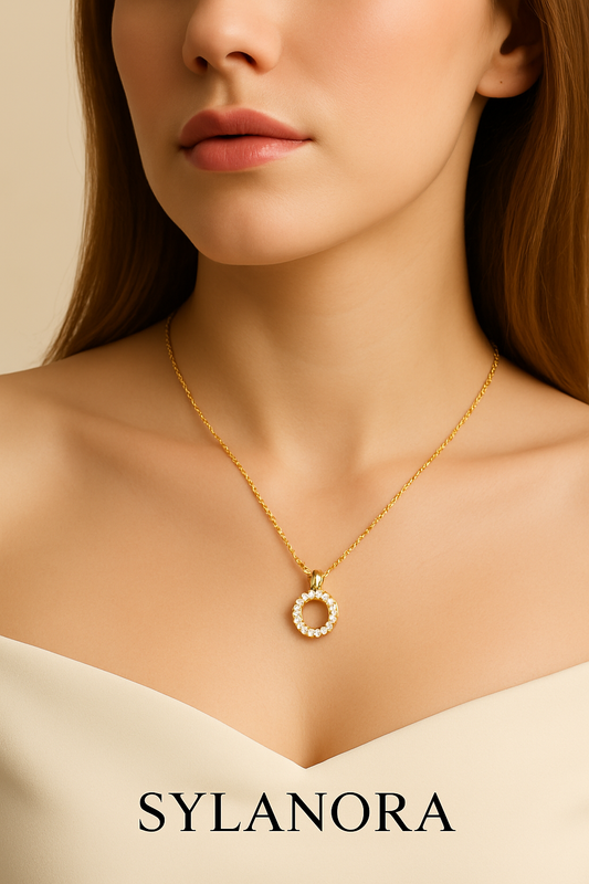 Elegant Light Luxury Necklace with Micro-Inlaid Zirconia