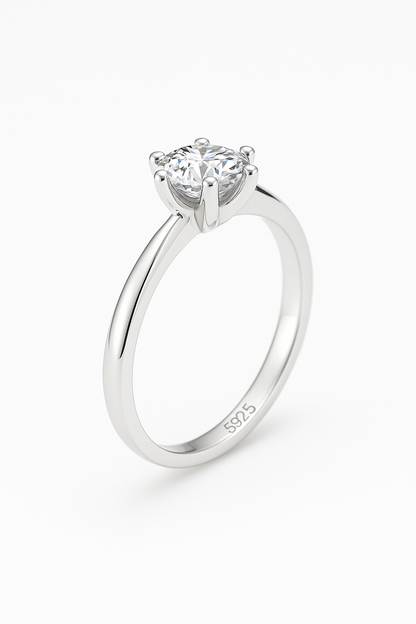 Shiny Elegance – Adjustable S925 Sterling Silver Ring with 6.5mm Cubic Zirconia Crystal