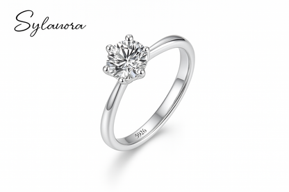 Shiny Elegance – Adjustable S925 Sterling Silver Ring with 6.5mm Cubic Zirconia Crystal